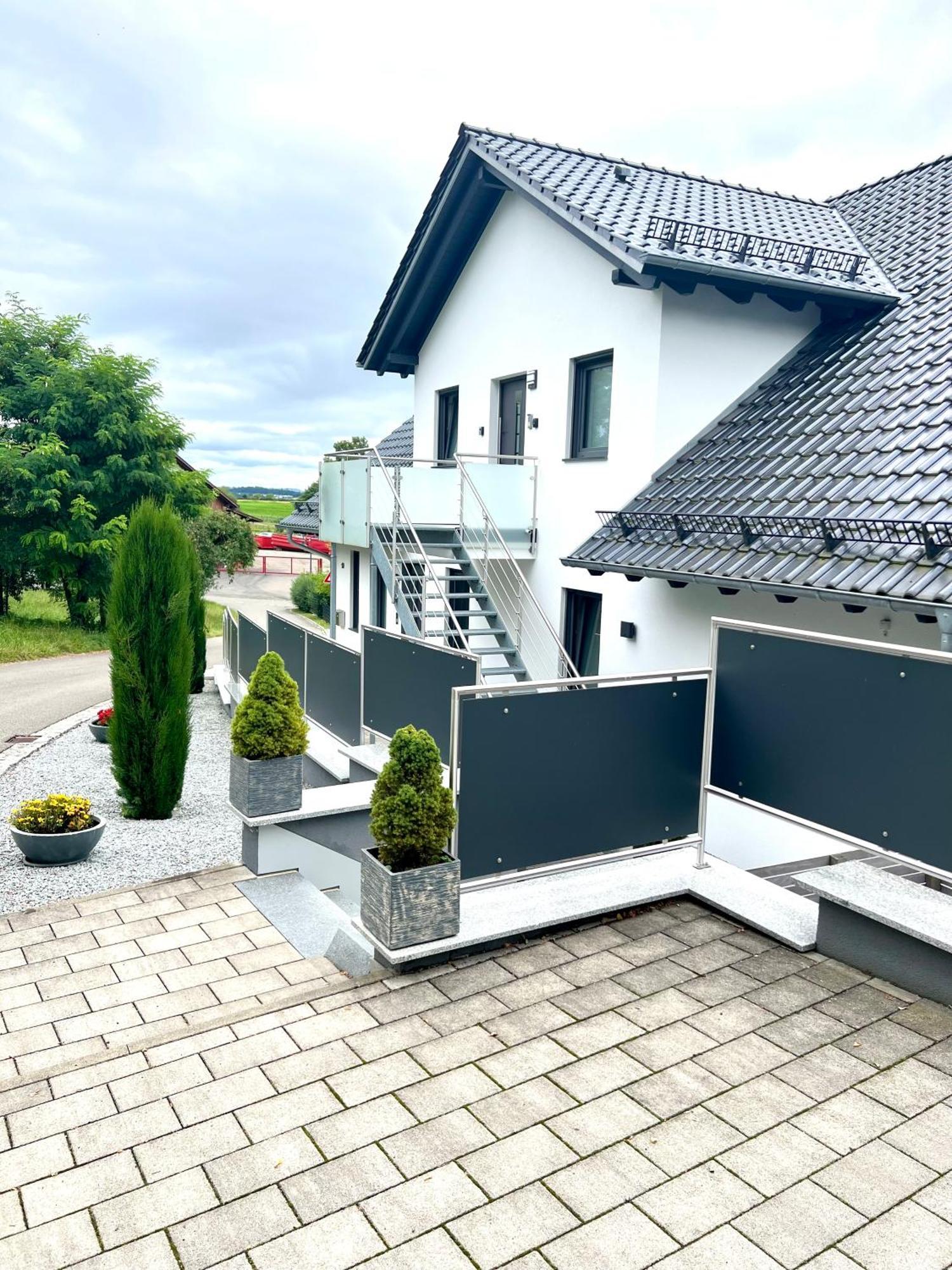 Lux Ferienwohnungen Markdorf Ngoại thất bức ảnh